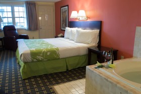 Tidewater Inn