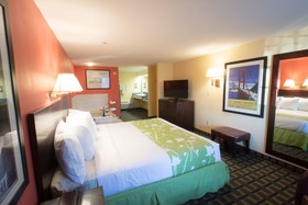 Tidewater Inn