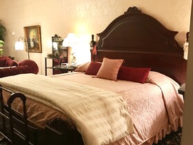 1896 House Inn & Country Lodgings
