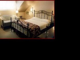 1896 House Inn & Country Lodgings