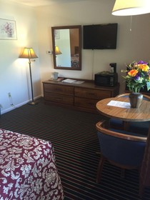 Cozy Corner Motel