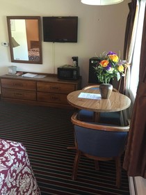 Cozy Corner Motel