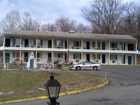 Green Valley Motel