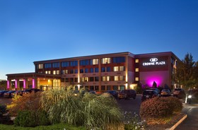 Crowne Plaza Boston - Woburn