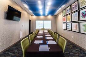Holiday Inn Express & Suites Allen Park
