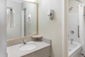 Red Roof Inn Auburn Hills