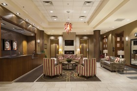 DoubleTree by Hilton Hotel Bay City - Riverfront