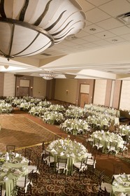 DoubleTree by Hilton Hotel Bay City - Riverfront