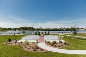DoubleTree by Hilton Hotel Bay City - Riverfront