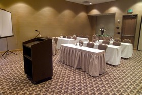 DoubleTree by Hilton Hotel Bay City - Riverfront
