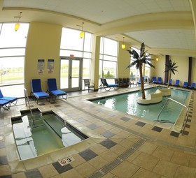 DoubleTree by Hilton Hotel Bay City - Riverfront