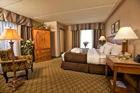 DoubleTree by Hilton Hotel Bay City - Riverfront