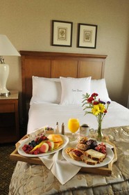 DoubleTree by Hilton Hotel Bay City - Riverfront