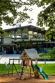 Lakeview Hotel & Conference Center, Summit Village