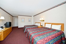 Howard Johnson by Wyndham Benton Harbor/St. Joseph