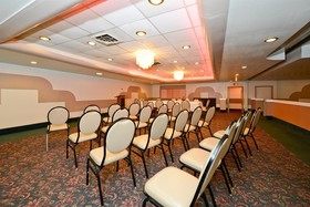 Howard Johnson by Wyndham Benton Harbor/St. Joseph