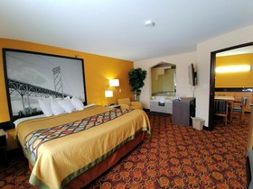Super 8 by Wyndham Big Rapids