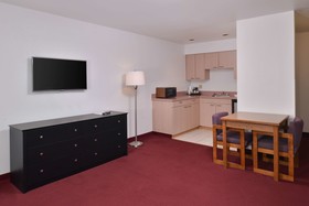 Americas Best Value Inn & Suites