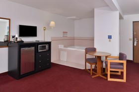 Americas Best Value Inn & Suites