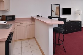 Americas Best Value Inn & Suites