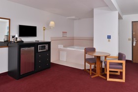 Americas Best Value Inn & Suites