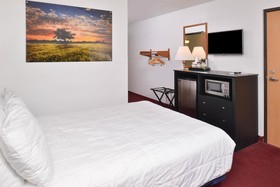 Americas Best Value Inn & Suites