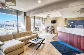 Holiday Inn Express Detroit - Birmingham