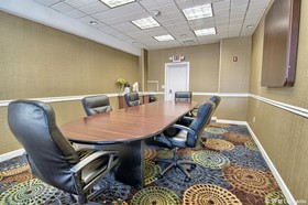 Holiday Inn Express Detroit - Birmingham
