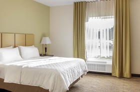 Candlewood Suites Brighton