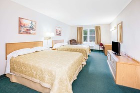 Super 8 by Wyndham Brooklyn