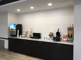 Travelodge by Wyndham Canton/Livonia Area, MI