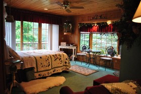 Horton Creek Inn Bed & Breakfast