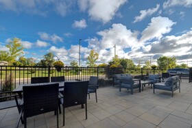 Holiday Inn Express & Suites Detroit - Dearborn