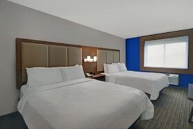 Holiday Inn Express & Suites Detroit - Dearborn