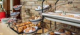 Staybridge Suites Dearborn Michigan Avenue
