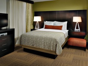 Staybridge Suites Dearborn Michigan Avenue
