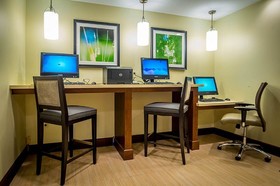 Staybridge Suites Dearborn Michigan Avenue