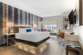 Cambria Hotel Detroit Downtown
