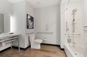 Cambria Hotel Detroit Downtown