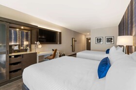 Cambria Hotel Detroit Downtown