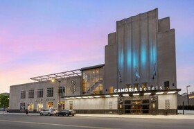 Cambria Hotel Detroit Downtown