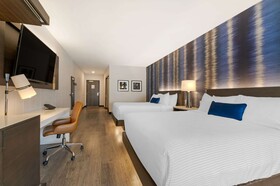 Cambria Hotel Detroit Downtown