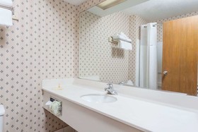 American Inn & Suites Dundee