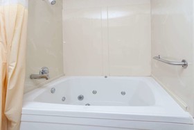 American Inn & Suites Dundee