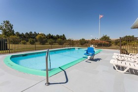 American Inn & Suites Dundee