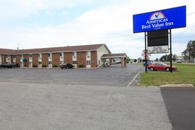 Econo Lodge Inn & Suites
