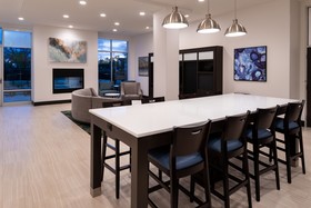 Holiday Inn Hotel & Suites Farmington Hills Detroit NW
