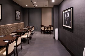 Holiday Inn Hotel & Suites Farmington Hills Detroit NW