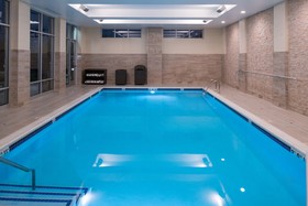 Holiday Inn Hotel & Suites Farmington Hills Detroit NW