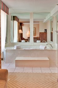 Holiday Inn Express Flint-Campus Area